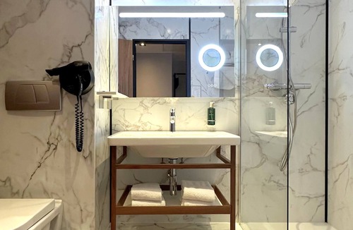 Serris Hotel | Hôtel l'Elysée Val d'Europe
