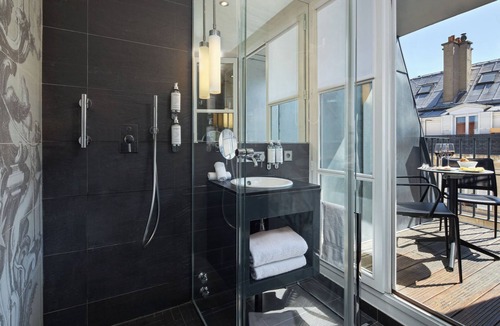 Latin Hotel | Hôtel La Lanterne & Spa By Timhotel
