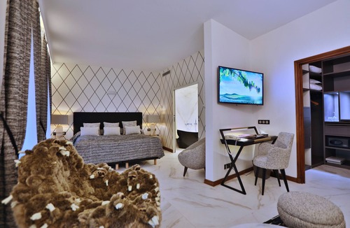 Beaune City Centre Hotel | Hôtel Le Cep & Spa