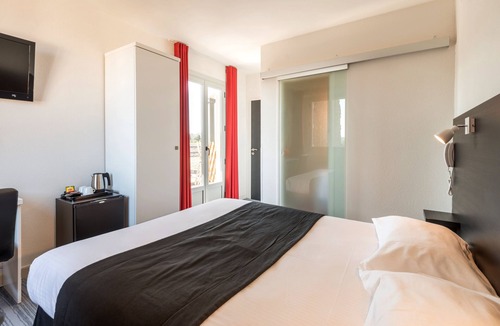 Trie-sur-Baise Hotel | Hôtel - LE LOFT
