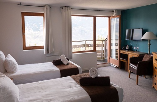 La Perriere Hotel | Hôtel Le Montana