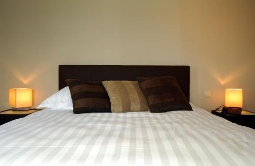 Beuzet Hotel | Hôtel Le Saint Loup
