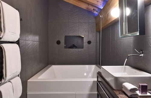 Courchevel Hotel | Hôtel Le Strato