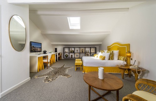 Old Town Hotel | Hôtel Le Y Saint-Tropez