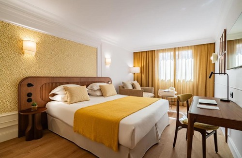 Carnot Hotel | Hôtel Lepoussin