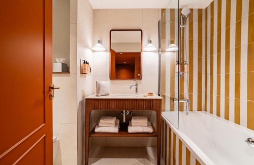 Carnot Hotel | Hôtel Lepoussin