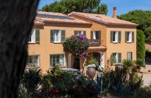 Cargese Hotel | Hôtel Les Lentisques