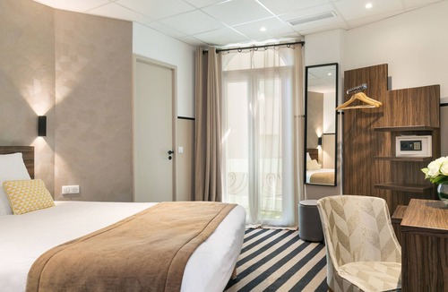Les Baumettes Hotel | Hôtel Locarno Nice
