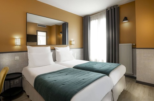 Quartier Saint-Ambroise Hotel | Hôtel Marais de Launay