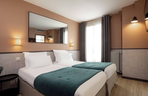 Quartier Saint-Ambroise Hotel | Hôtel Marais de Launay