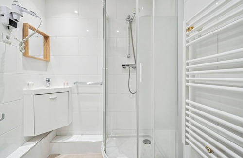 Strasbourg -Saint-Denis Hotel | Hôtel Mazagran