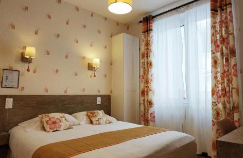 Jassat Hotel | Hôtel Restaurant Le Grillon