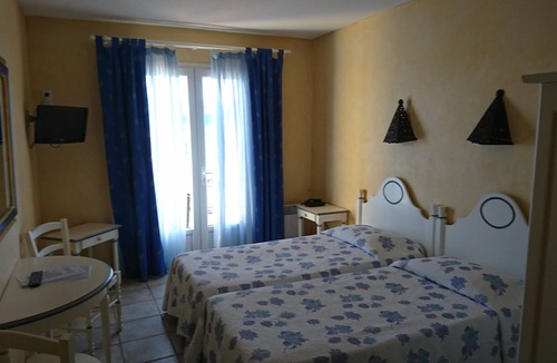 Bauduen Hotel | Hôtel Restaurant Les Cavalets