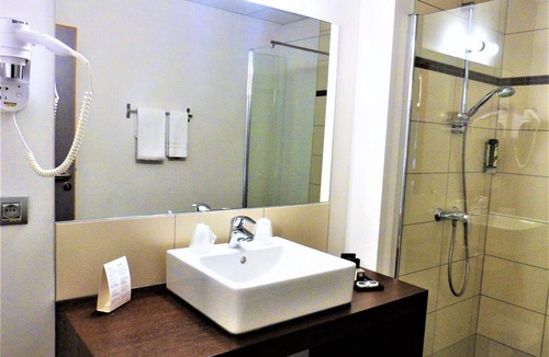 Peruwelz Hotel | Hôtel Saint Daniel