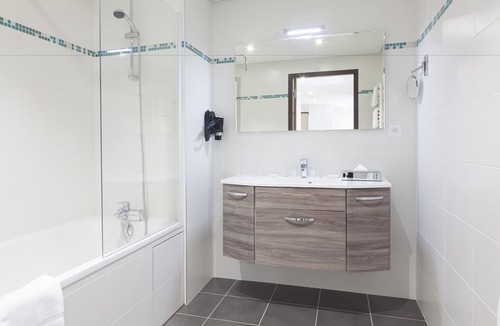 Malbuisson Hotel | Hôtel Spa Les Rives Sauvages