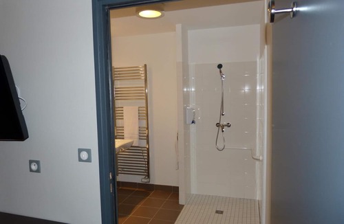 Richebourg - Saint-Clement Hotel | Hôtel Terminus