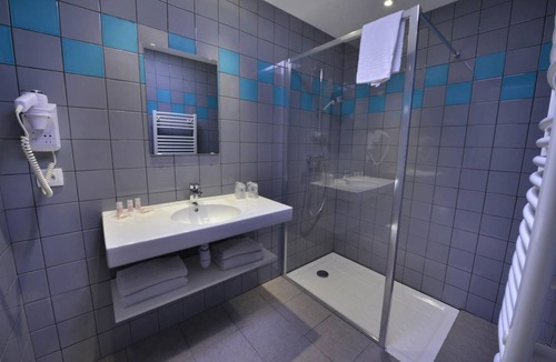 Creancey Hotel | Hôtel Val Vert