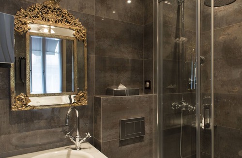 Porte-Dauphine Hotel | Hôtel Villa Glamour