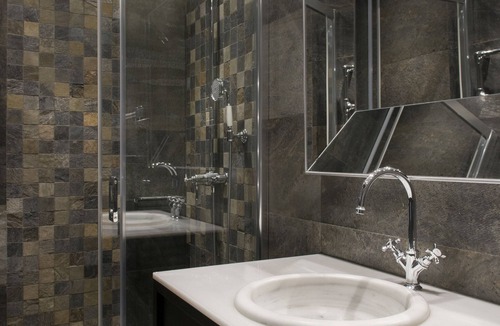 Porte-Dauphine Hotel | Hôtel Villa Glamour
