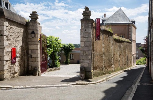 Chartres Hotel | Hôtellerie Saint Yves