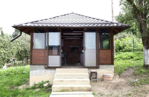 Arefu House | Hățașul Bunicului