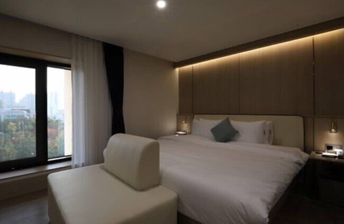 Buk-gu Hotel | H AVENUE