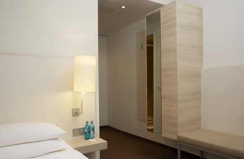Ludwigsvorstadt-Kliniken Hotel | H+ Hotel München