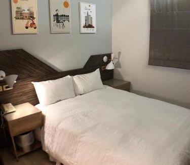 Shilin Hotel | H Hotel
