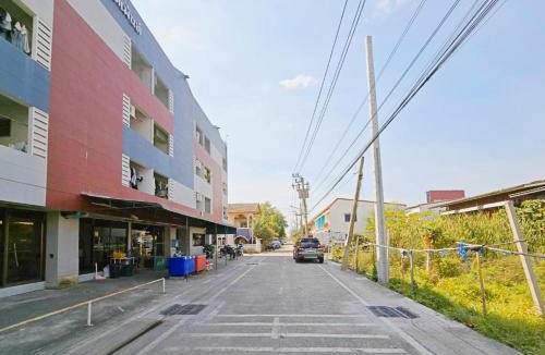 Bang Bua Thong Hotel | H-Hub BBT
