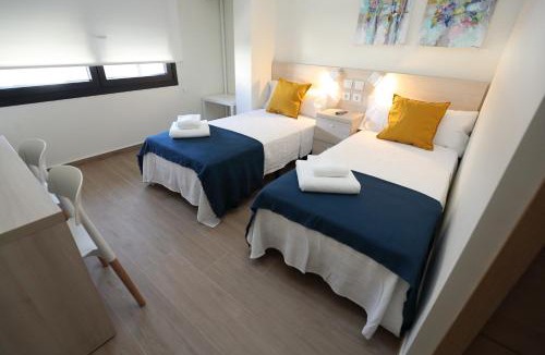 Palmones Hostel | H.PALMONES