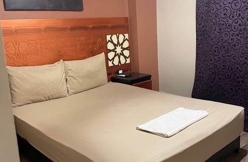 Al Haram Hostel | H10 Pyramids View