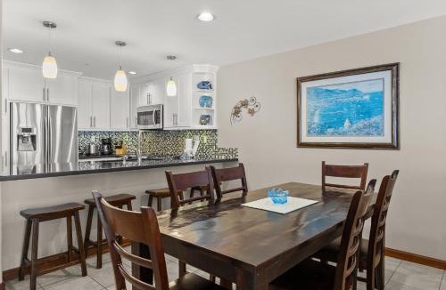 Avalon House | H1780 - Hamilton Cove Villa 17-80