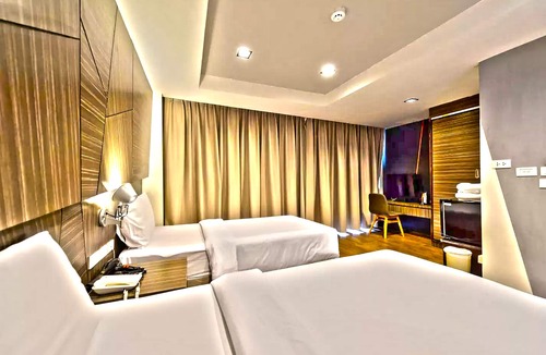 Sathorn Hotel | H2 Hotel