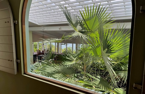 Estate Eastern Water Island House | H2O Eco Villa