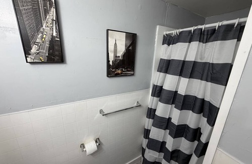 Lakefront Apartment | H3-1 Bedroom Inner Harbor