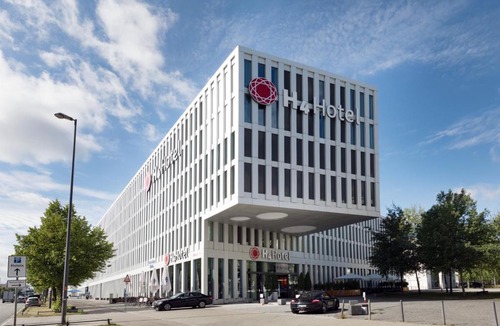 Riem Hotel | H4 Hotel München Messe