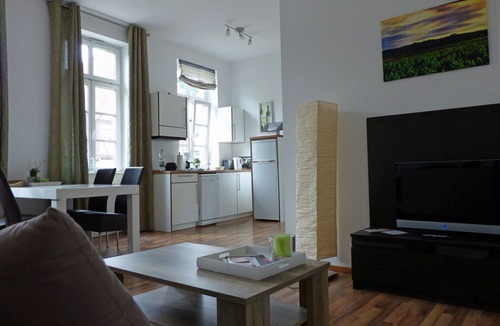 Neustadt an der Weinstrasse Apartment | HAARDTER WINZER (Whg. 2) renovated and lovingly decorated "Palzcard-Partner"