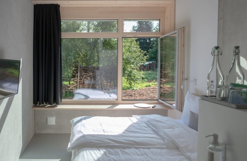 Weinstadt Bed & Breakfast | HAAUS