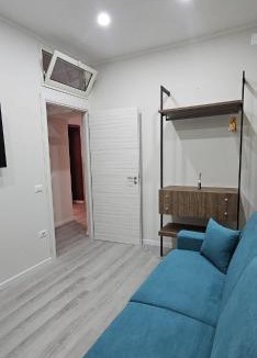 Torre del Greco House | Habibi Gerard