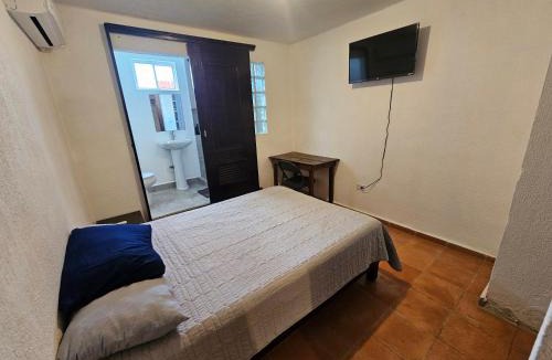 Downtown Cancun House | Habitación centrica con baño privado