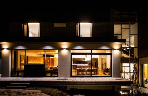 Hokujo Villa | Hachi