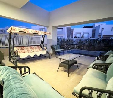 Agouza Villa | Hacienda bay