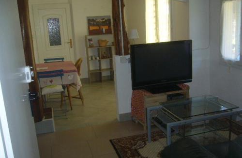 Meynes Apartment | HACIENDITA