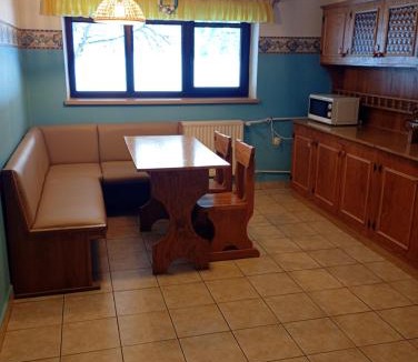 Czarna Gora House | Hacjenda - Apartamenty i Pokoje Gościnne