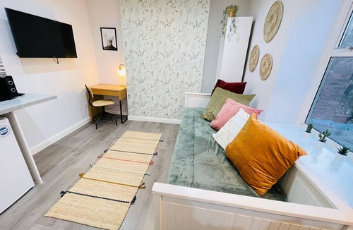 Upper Clapton Apartment | Hackney Studios by Sleepy - Studio Flat 8