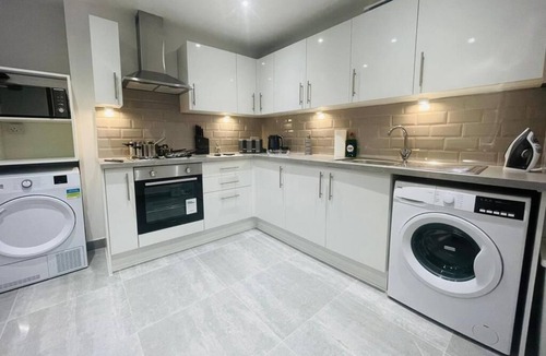 Upper Clapton Apartment | Hackney Studios by Sleepy - Studio Flat 10