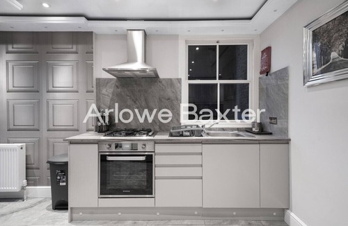 Clapton House | Hackney Suites - Double En-suite Room (G3)