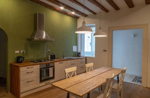 Citta Nuova-Barriera Nuova-San Vito-Citta Vecchia Apartment | Hadithi Trieste, between Le Rive and Piazza Unità