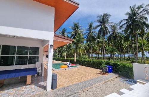 Thepha Villa | Hadkaew Thepha Pool Villa by Jehsana