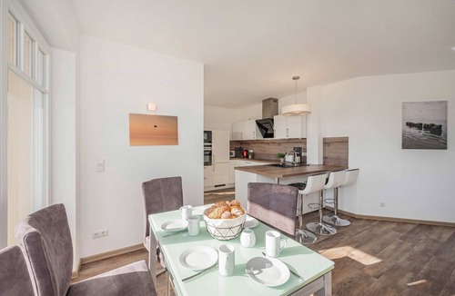 Kamminke Apartment | Haffblick - Modern vacation apartment with terrace & lake view - only 350 m to the lagoon